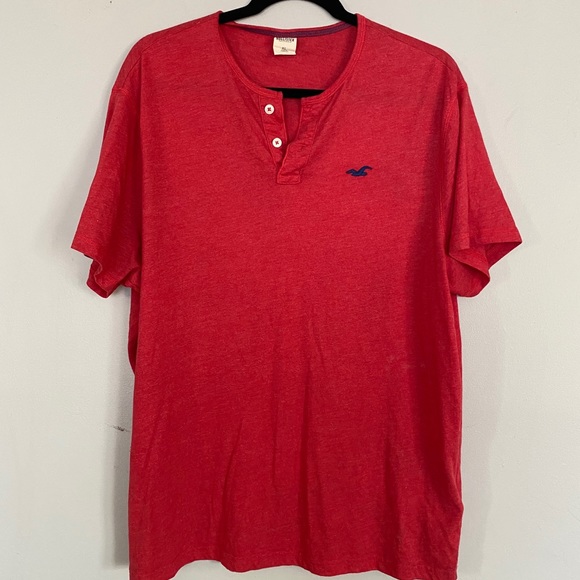 Hollister T-shirt - Picture 1 of 4